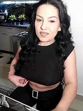 hot-babygirl online show from 03/01/26, 06:43