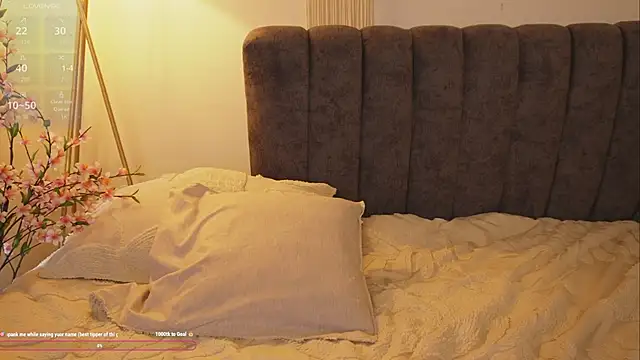 Snapshot of bunnycuteshy chatting on 09/24/25, 02:20 bunnycuteshy online show from 09/24/25, 02:20