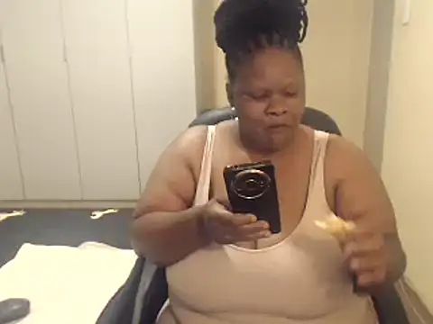 sweetnoziexx online show from 02/16/25, 01:49