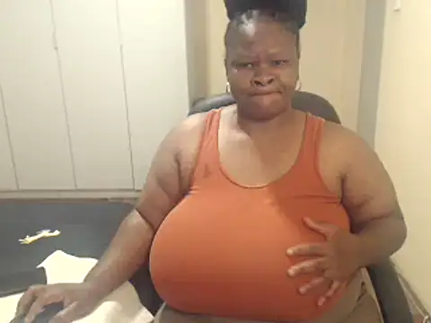 sweetnoziexx online show from 02/20/25, 01:08