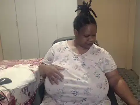 Snapshot of sweetnoziexx chatting on 12/04/25, 04:16 sweetnoziexx online show from 12/04/25, 04:16