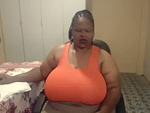 sweetnoziexx online show from 01/18/26, 04:16