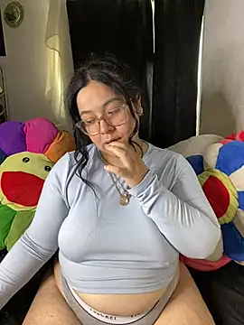 MsConejitaa online show from 04/27/26, 04:27