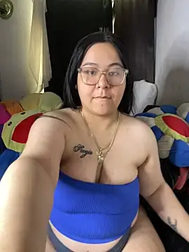 MsConejitaa online show from 05/04/26, 02:35
