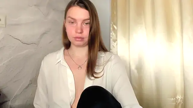 Snapshot of RubySkot chatting on 02/15/25, 01:49 RubySkot online show from 02/15/25, 01:49