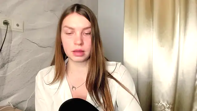 Snapshot of RubySkot chatting on 02/17/25, 10:14 RubySkot online show from 02/17/25, 10:14