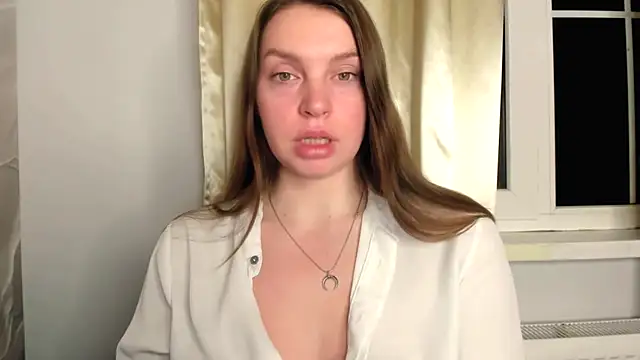 Snapshot of RubySkot chatting on 02/25/25, 10:39 RubySkot online show from 02/25/25, 10:39