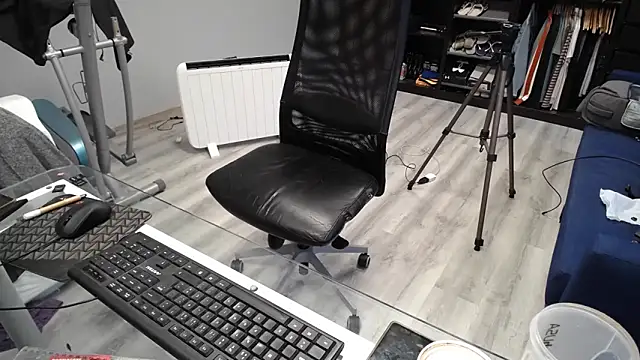 samricci21 online show from 11/14/25, 05:00