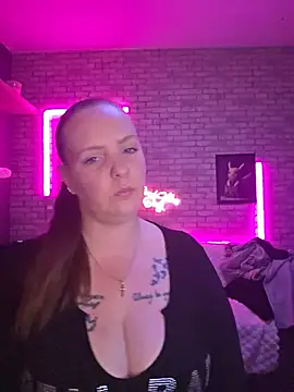 Snapshot of Melissa1994- chatting on 05/17/26, 12:08 Melissa1994- online show from 05/17/26, 12:08