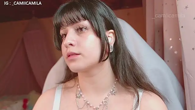 Snapshot of Renooh chatting on 10/26/25, 01:11 Renooh online show from 10/26/25, 01:11