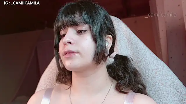 Snapshot of Renooh chatting on 11/03/25, 01:19 Renooh online show from 11/03/25, 01:19