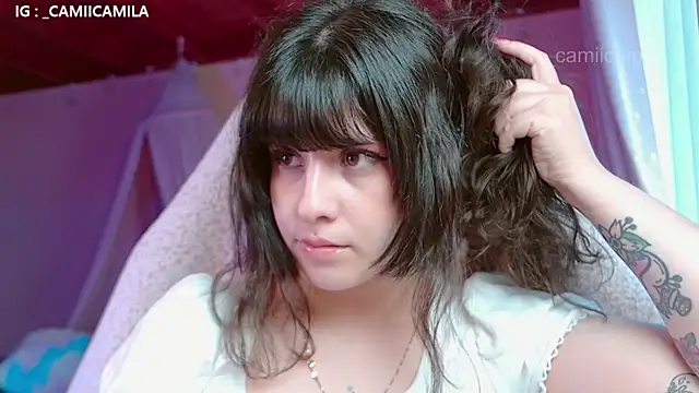 Snapshot of Renooh chatting on 11/03/25, 02:07 Renooh online show from 11/03/25, 02:07