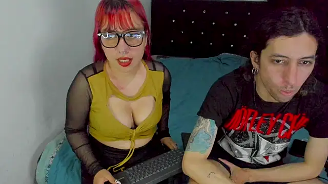 Snapshot of shelby__hotshoww chatting on 09/28/25, 11:21 shelby  hotshoww online show from 09/28/25, 11:21