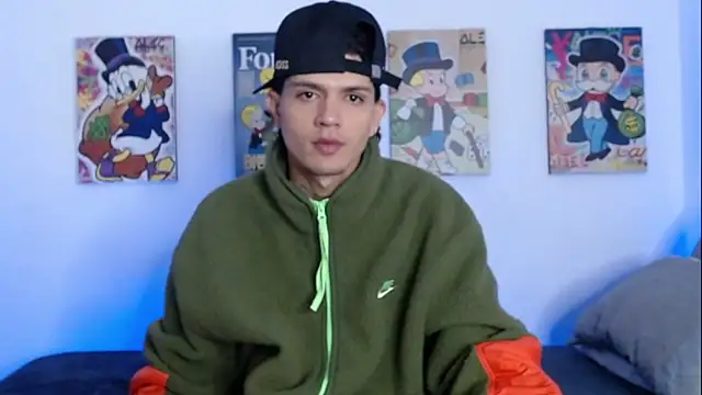 andersonZ998 online show from 02/14/25, 06:12