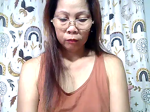 Snapshot of urwife_tobe chatting on 04/10/26, 09:30 urwife tobe online show from 04/10/26, 09:30