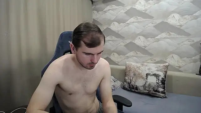 Snapshot of SerzhKorol1 chatting on 12/16/25, 06:18 SerzhKorol1 online show from 12/16/25, 06:18