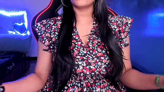 Snapshot of South_indian_tickly chatting on 03/16/26, 06:23 South indian tickly online show from 03/16/26, 06:23