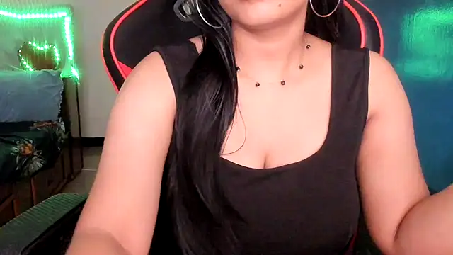 Snapshot of South_indian_tickly chatting on 04/09/26, 10:48 South indian tickly online show from 04/09/26, 10:48