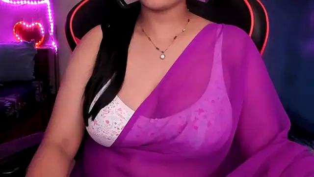 Snapshot of South_indian_tickly chatting on 07/14/26, 05:40 South indian tickly online show from 07/14/26, 05:40