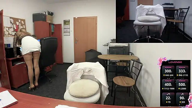 legsLONG online show from 01/09/25, 07:42