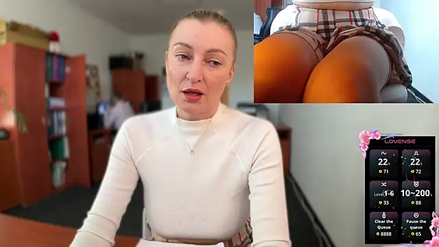 legsLONG online show from 02/21/25, 08:18