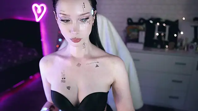  Uindi  online show from 01/22/25, 05:06