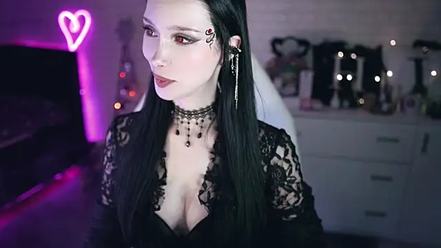  Uindi  online show from 02/17/25, 05:32