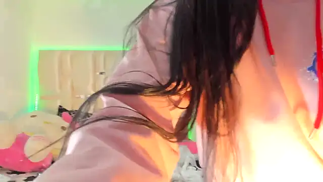 viioolleettaa online show from 12/12/24, 04:48