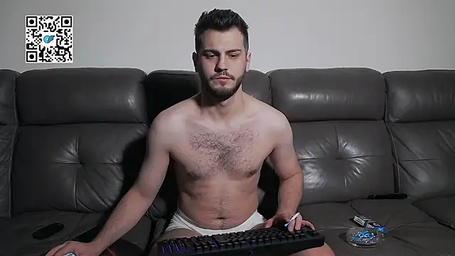 CrazyDom1 online show from 04/01/26, 04:13