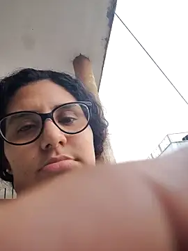 DanielleEvans  online show from 02/06/25, 10:32