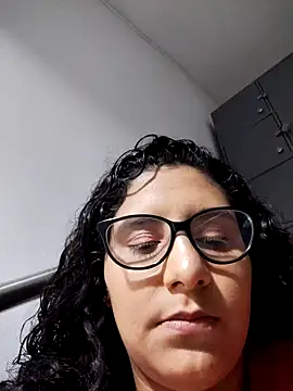 DanielleEvans  online show from 02/11/25, 11:21