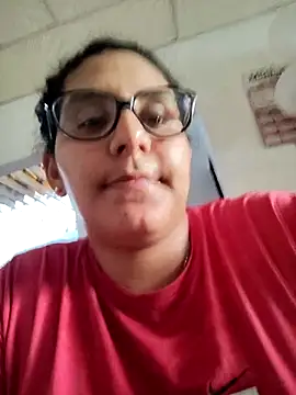 DanielleEvans  online show from 02/20/25, 10:04