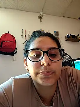 DanielleEvans  online show from 02/21/25, 05:09