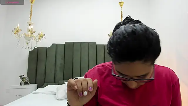 DanielleEvans  online show from 03/08/25, 11:16