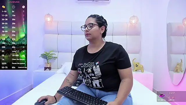 DanielleEvans  online show from 09/11/25, 11:21