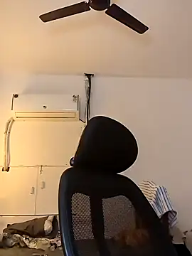  IRRESISTIBLE  online show from 01/21/25, 02:15