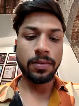  IRRESISTIBLE  online show from 12/22/25, 09:50