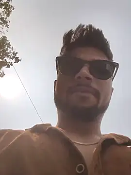  IRRESISTIBLE  online show from 03/10/26, 06:18