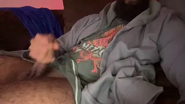 Snapshot of waveonce- chatting on 10/20/25, 05:08 waveonce- online show from 10/20/25, 05:08