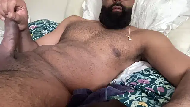 Snapshot of waveonce- chatting on 04/21/26, 02:56 waveonce- online show from 04/21/26, 02:56