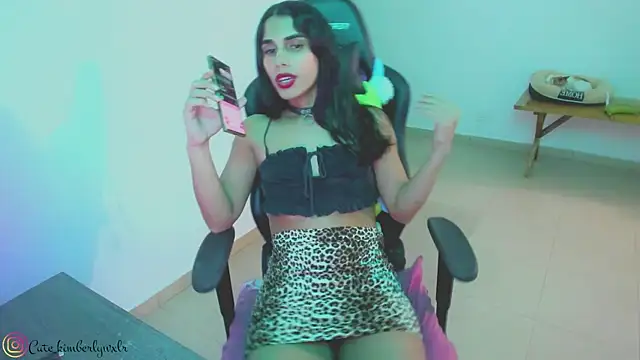 Snapshot of Kim_Wexler chatting on 12/07/24, 01:03 Kim Wexler online show from 12/07/24, 01:03