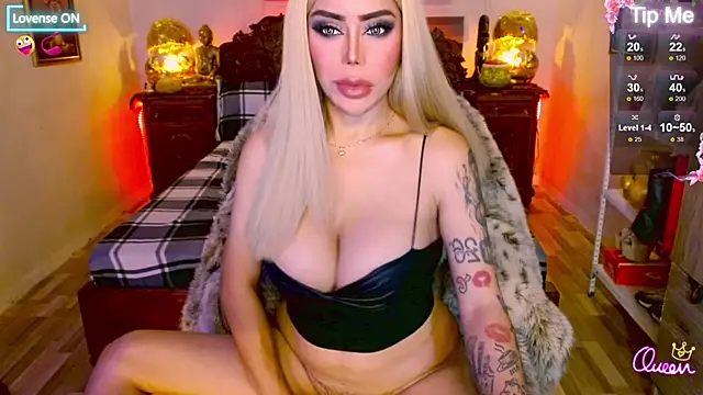 Snapshot of Magnificent_Goddess chatting on 06/28/26, 04:07 Magnificent Goddess online show from 06/28/26, 04:07