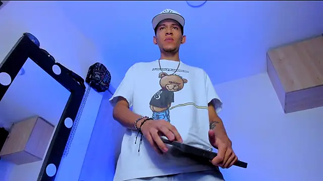 Samuel Suarez online show from 09/10/25, 05:07