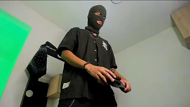 Samuel Suarez online show from 10/20/25, 05:30