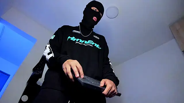 Samuel Suarez online show from 11/14/25, 02:54