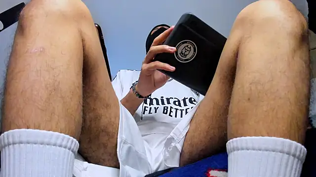 Samuel Suarez online show from 12/18/25, 01:22