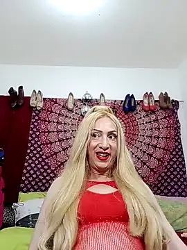 Snapshot of elena_evans chatting on 02/02/25, 01:34 elena evans online show from 02/02/25, 01:34