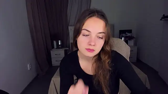 Snapshot of KristinaLoison chatting on 12/10/24, 04:06 KristinaLoison online show from 12/10/24, 04:06