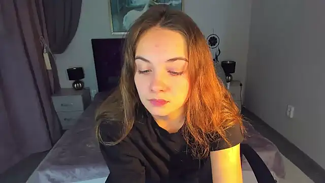 Snapshot of KristinaLoison chatting on 12/15/24, 07:10 KristinaLoison online show from 12/15/24, 07:10