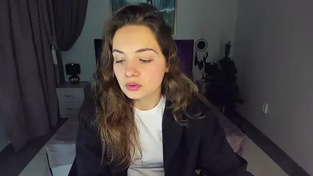 Snapshot of KristinaLoison chatting on 01/19/25, 04:14 KristinaLoison online show from 01/19/25, 04:14